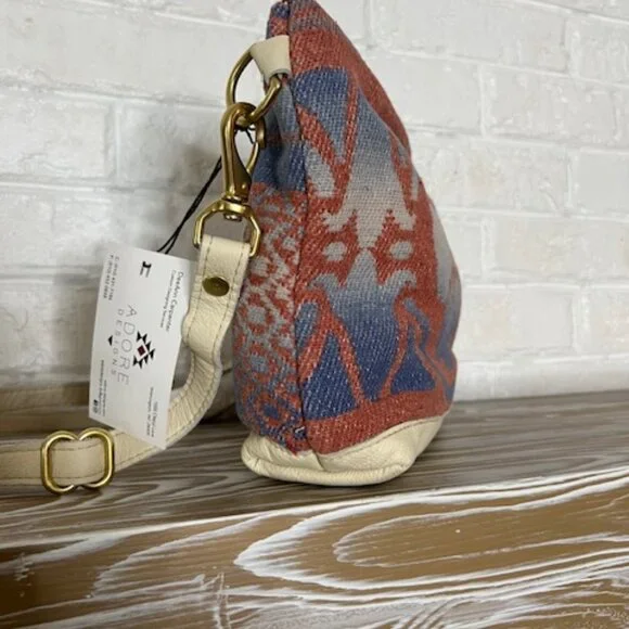 Vintage Beacon and Leather Purse - Picture 2 of 3